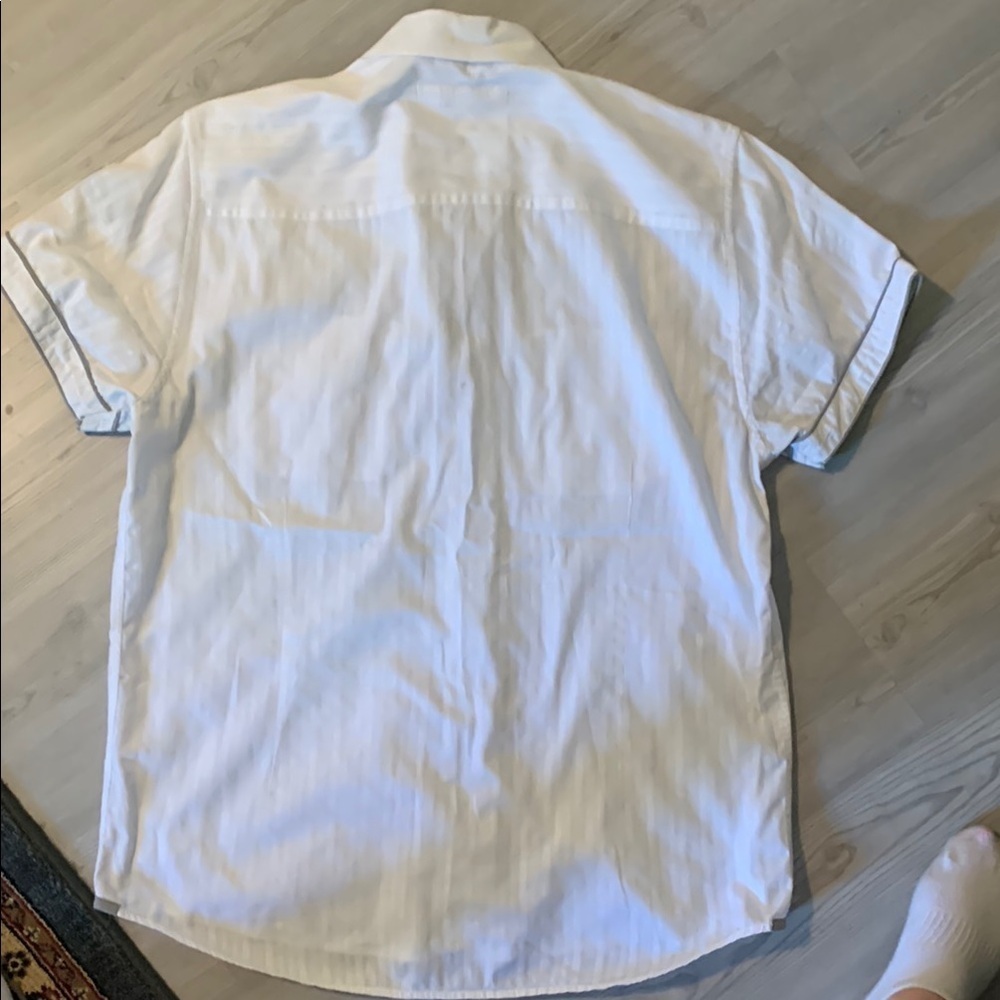 Guess White Casual Button Down Shirt Short Sleeves - Picture 4 of 5